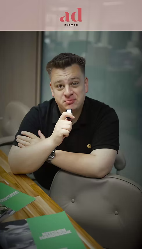 Tóth Simon, a Simons Burger képviselője